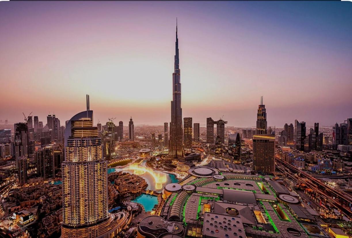 Royal House Capsule Hotel Dubai Exterior photo
